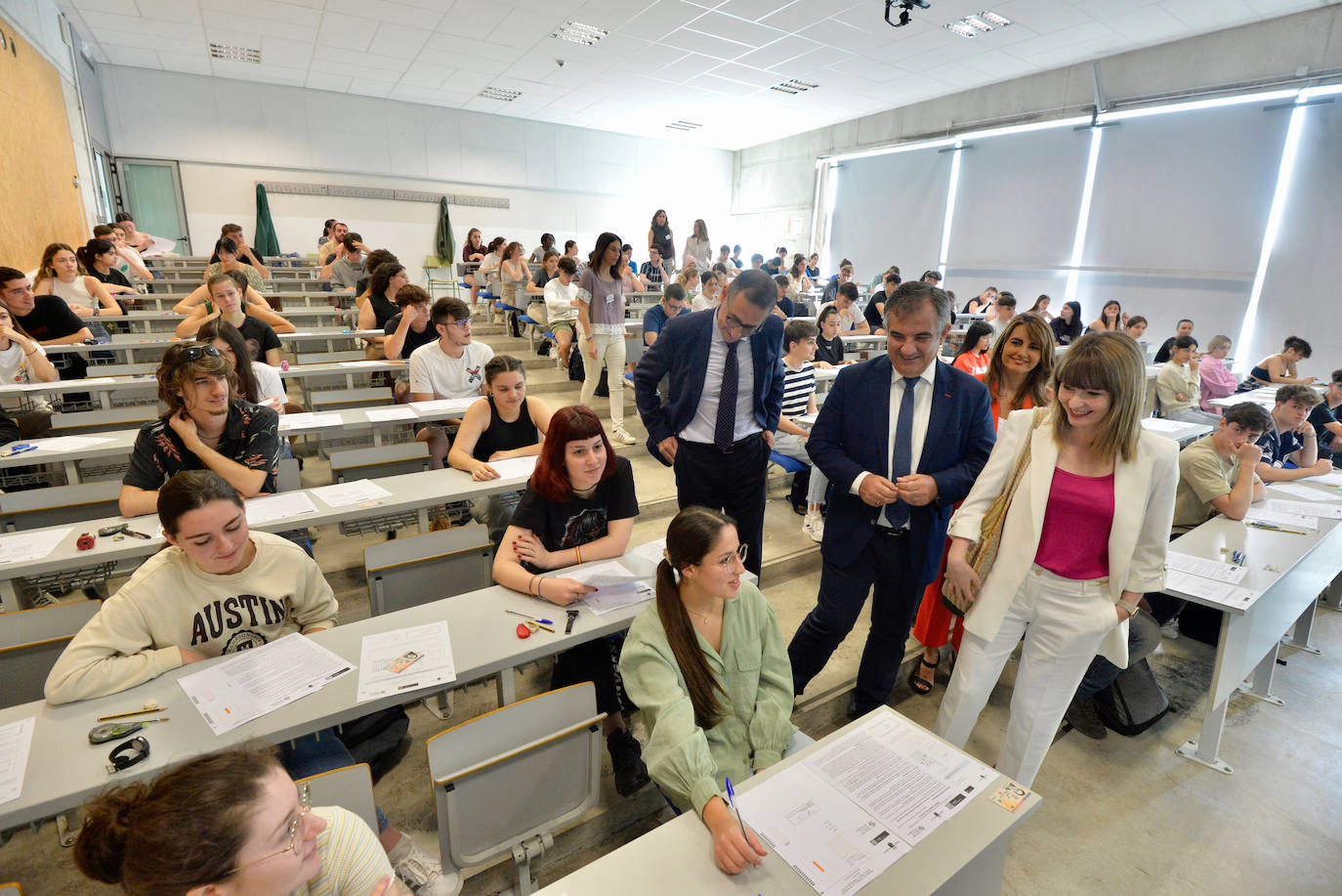 Primer día de la Ebau en el Campus de Espinardo.