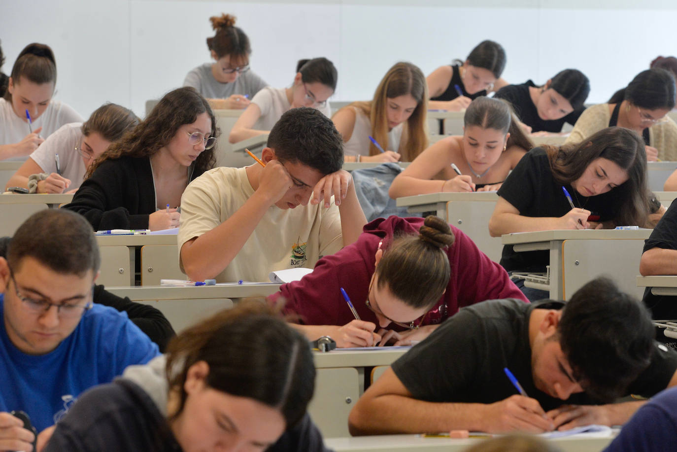 Primer día de la Ebau en el Campus de Espinardo.