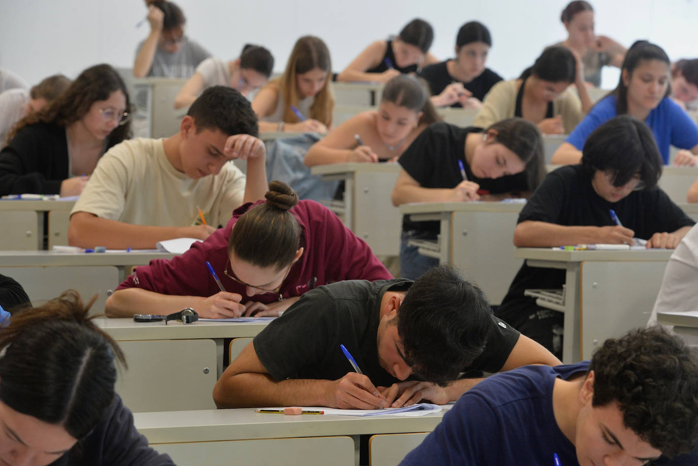 Primer día de la Ebau en el Campus de Espinardo.