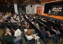 Daniel Torregrosa y López Nicolás, en el Aula de Cultura