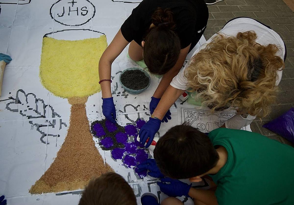 Las alfombras de sal de Alquerías, en imágenes