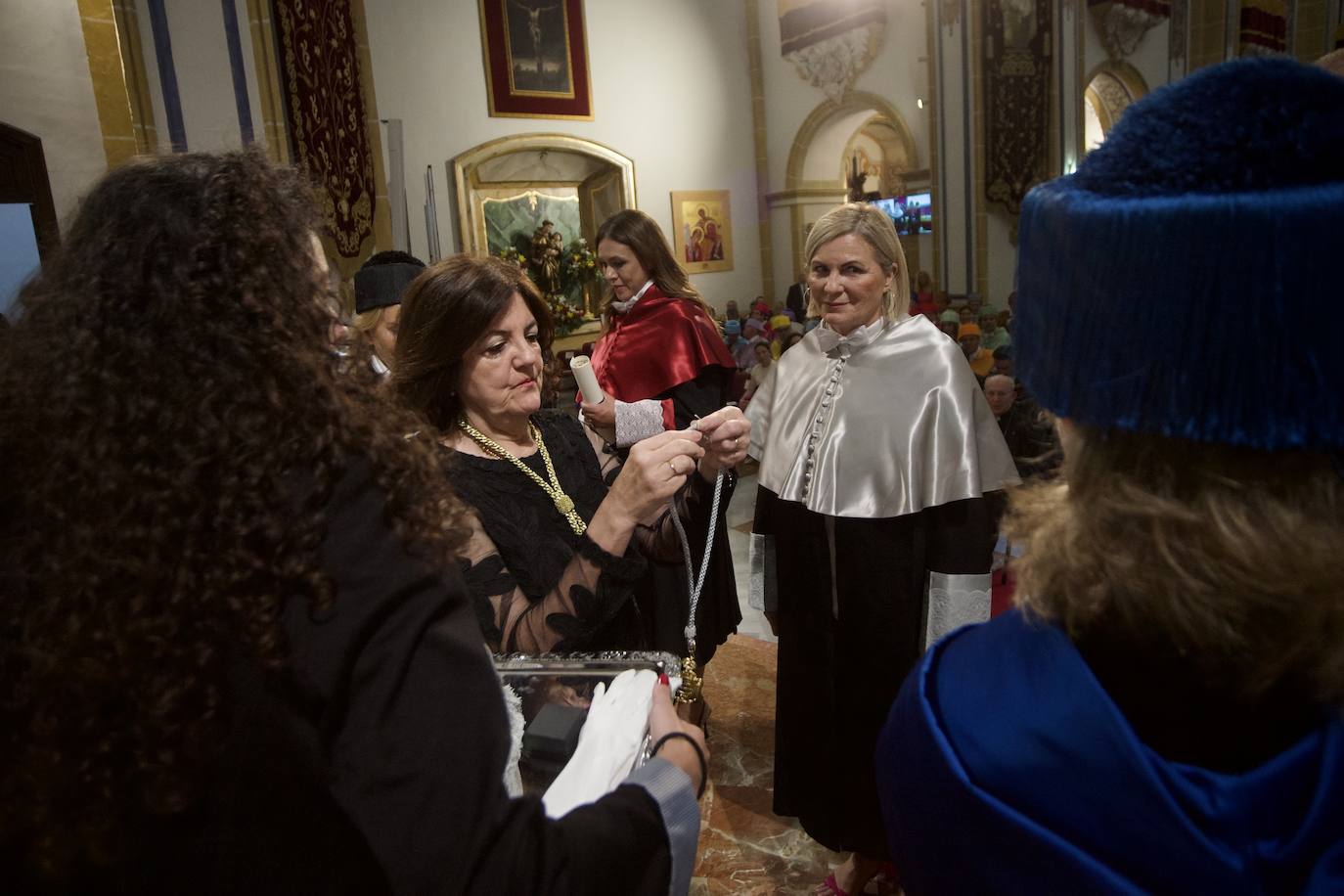 El acto de la UCAM por el día de San Antonio, en imágenes