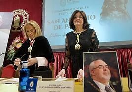 El acto de la UCAM por el día de San Antonio, en imágenes