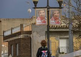 Cartel electoral de Isabel Peñalver en Albudeite, en una imagen de archivo.