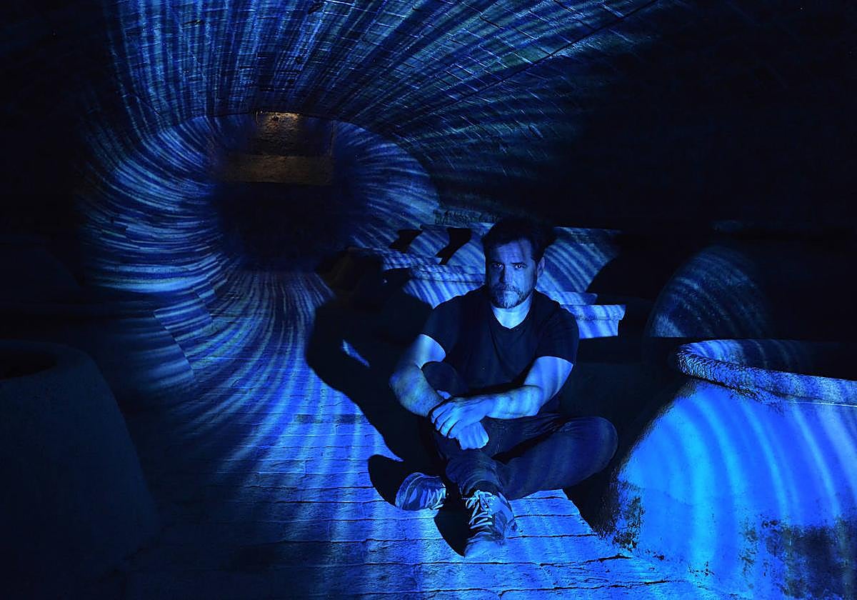 Ramón González, dentro de la proyección del espacio La Bodega.