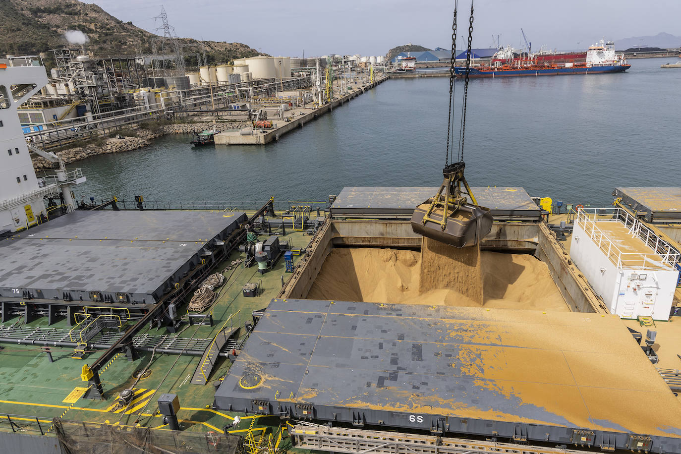El Puerto de Cartagena es el segundo de España que más cereal importa