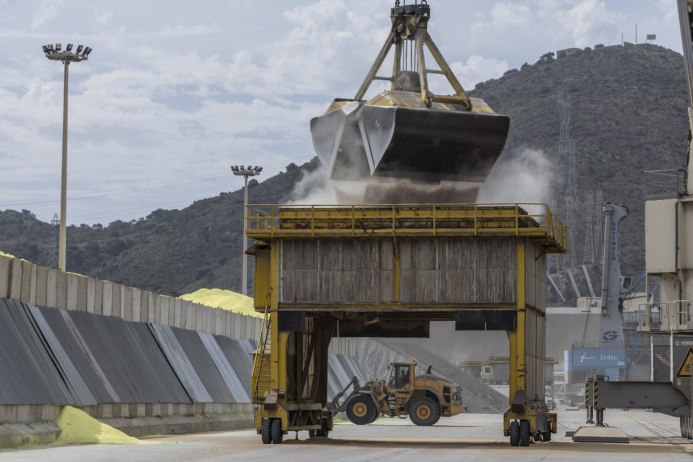 El Puerto de Cartagena es el segundo de España que más cereal importa