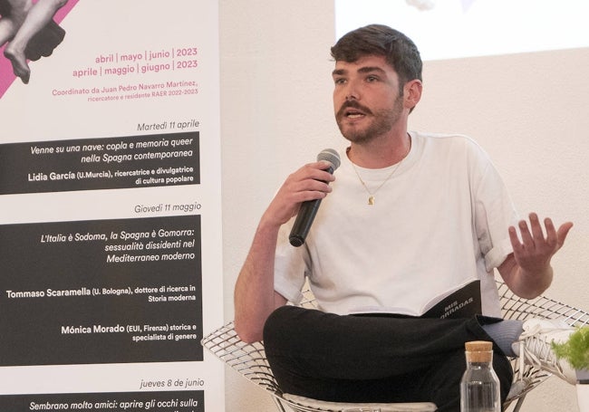 Juan Pedro Navarro, durante una conferencia en la Academia de España en Roma.