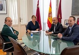 Noelia Arroyo se reunió ayer con la Cámara de Comercio.