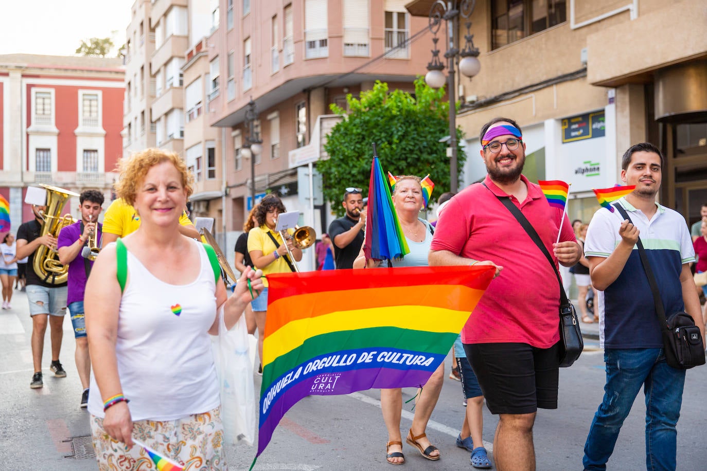 El Orgullo protesta contra la entrada de la ultraderecha en el gobierno de Orihuela
