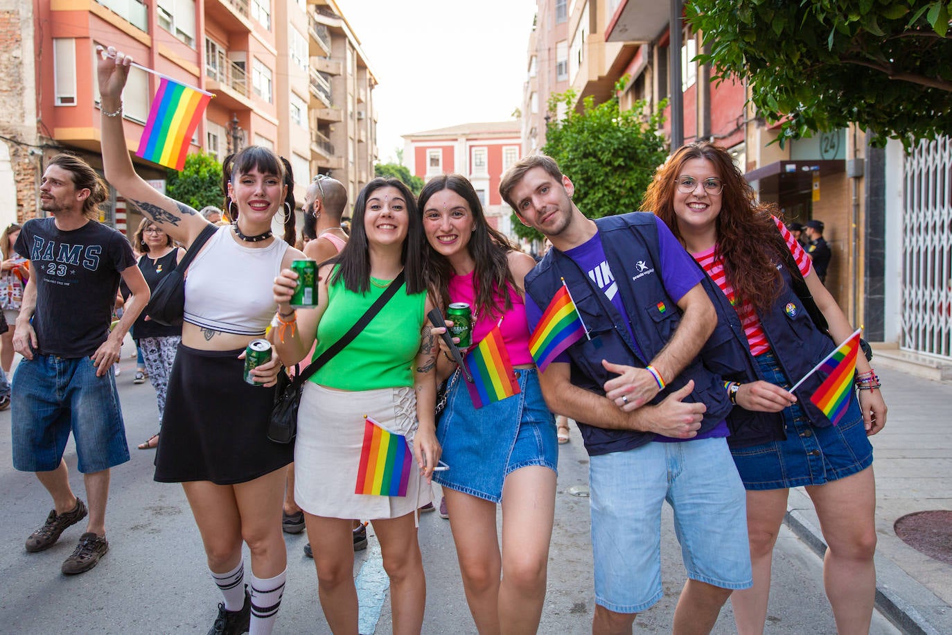El Orgullo protesta contra la entrada de la ultraderecha en el gobierno de Orihuela