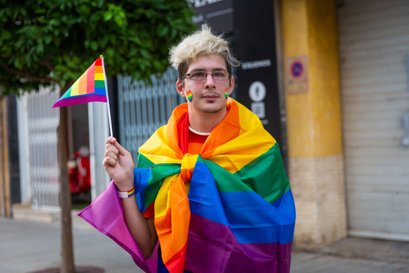 El Orgullo protesta contra la entrada de la ultraderecha en el gobierno de Orihuela