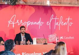 El fundador de Cox Energy, Enrique Riquelme, durante una charla de la Cámara de Comercio de Alicante