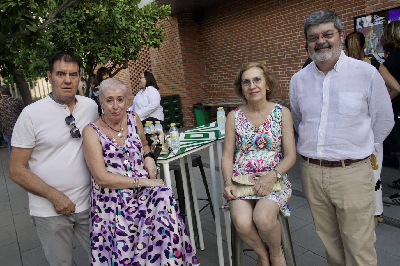 Subasta benéfica de arte, en imágenes