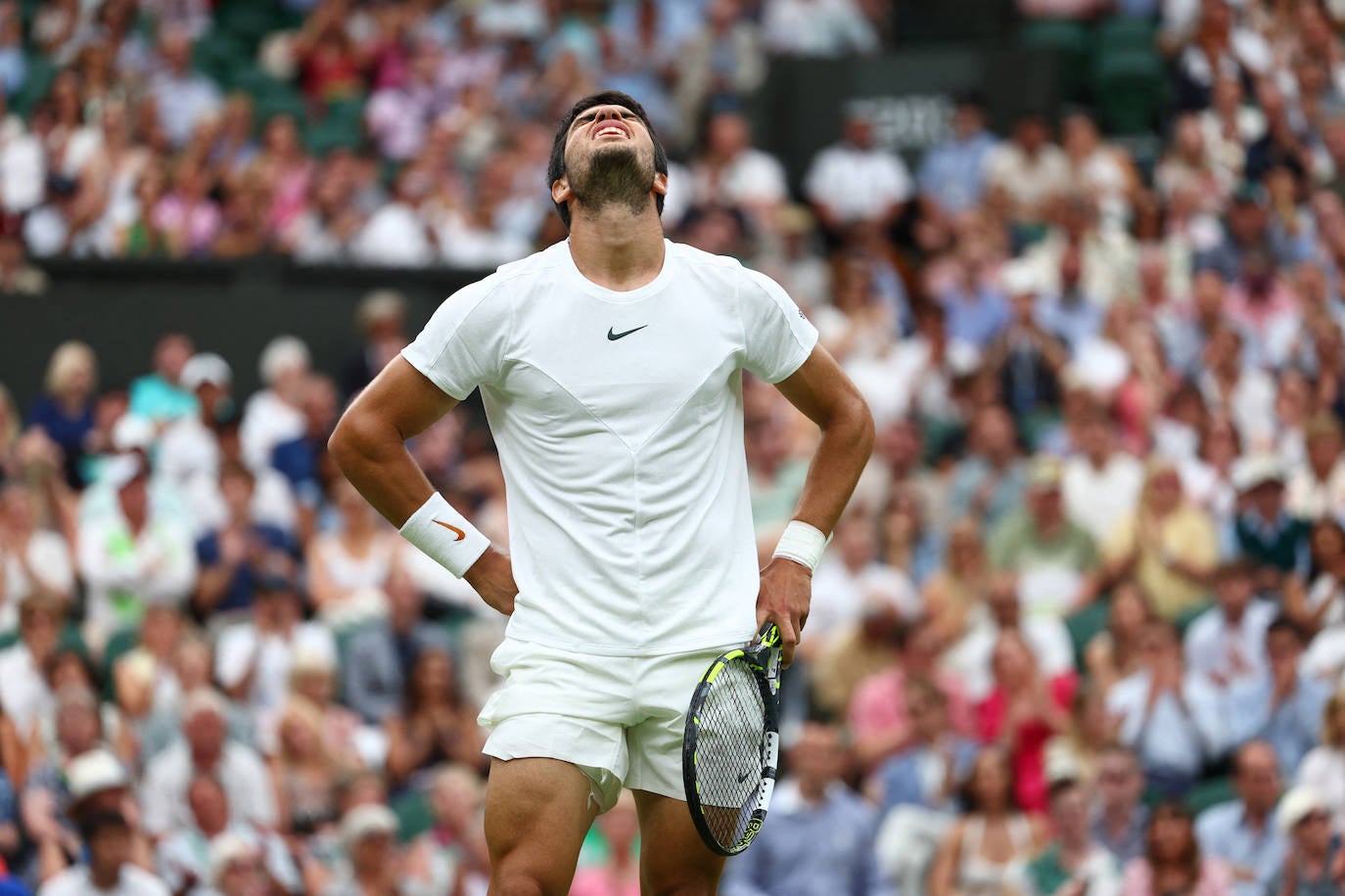 El partido entre Carlos Alcaraz y Jarry en Wimbledon, en imágenes