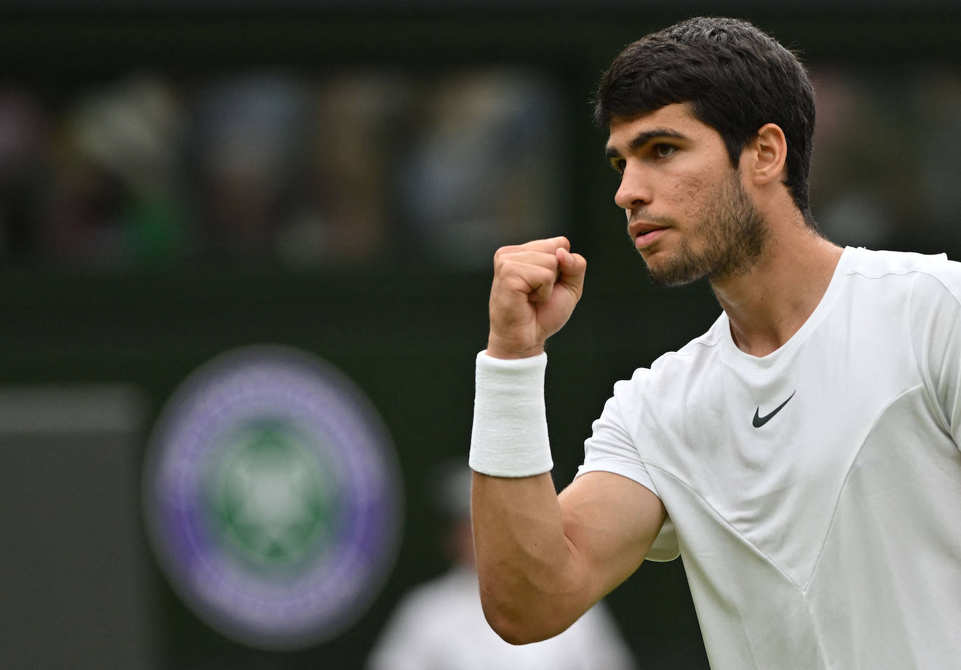 El partido entre Carlos Alcaraz y Jarry en Wimbledon, en imágenes