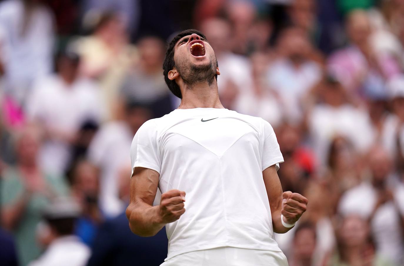 El partido entre Carlos Alcaraz y Jarry en Wimbledon, en imágenes