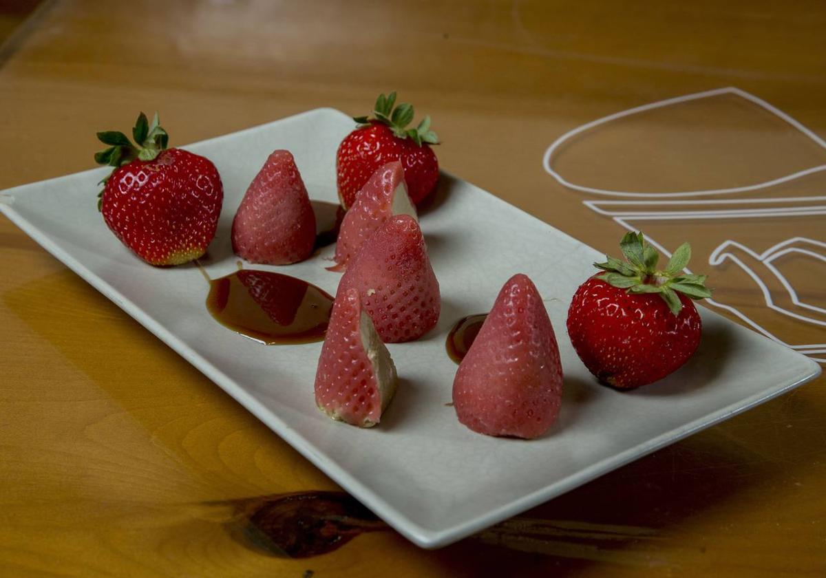 Trampantojo de fresas en una imagen de archivo.