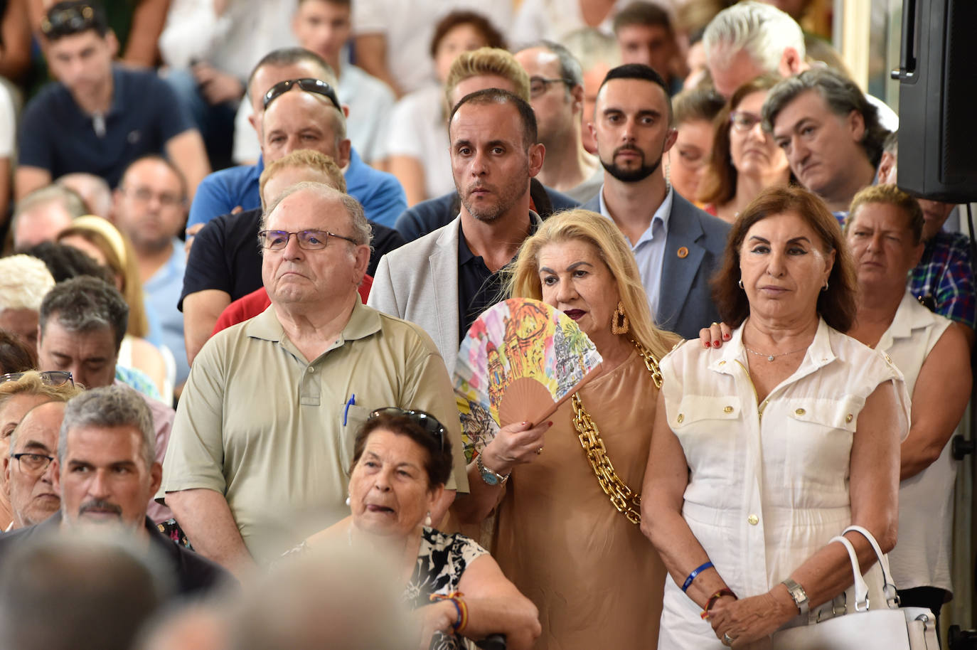 Feijóo lleva su campaña electoral a Murcia, arropado por Aznar y López Miras