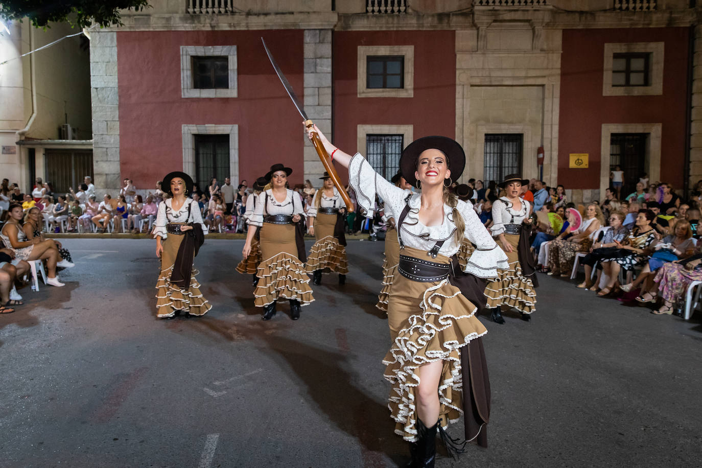 Desfile de Entrada Cristiana en Orihuela, en imágenes