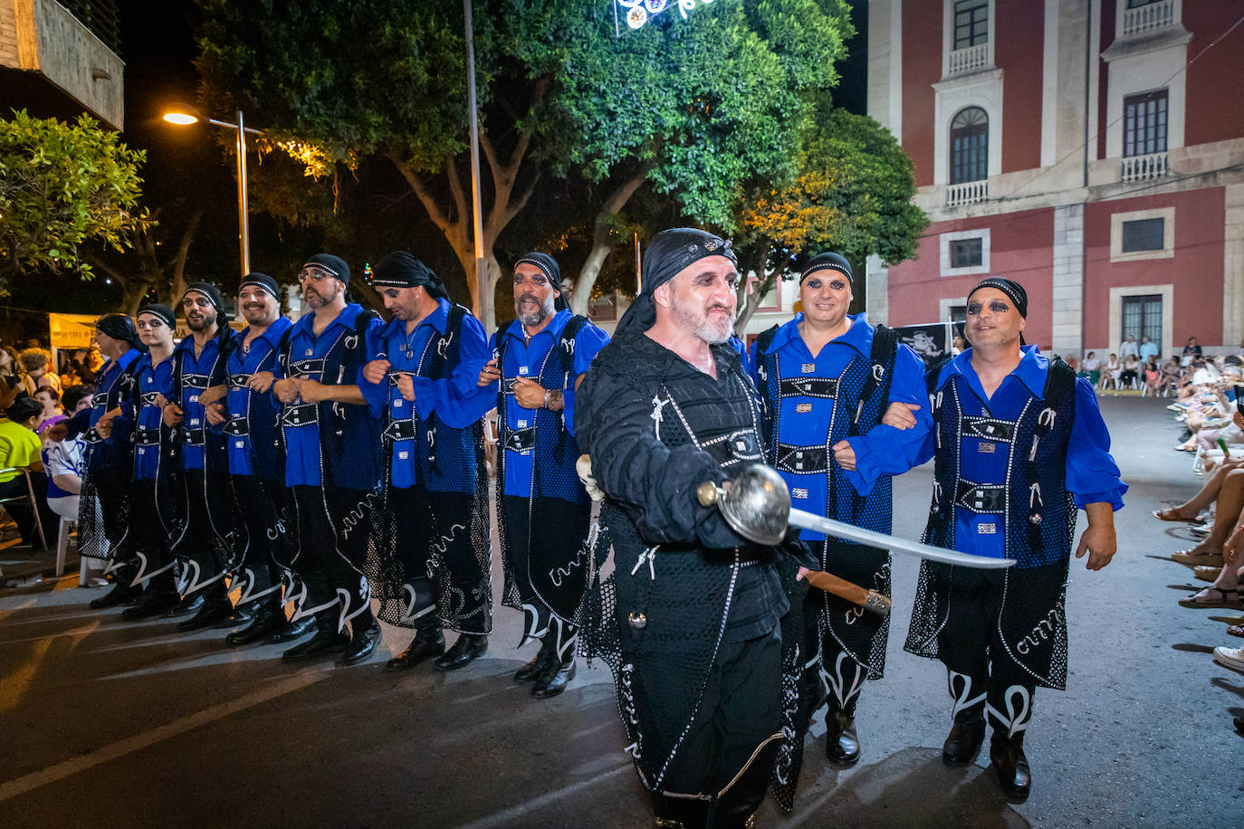 Desfile de Entrada Cristiana en Orihuela, en imágenes