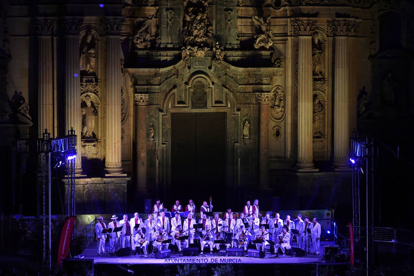 Las imágenes del concierto por la Catedral de Murcia
