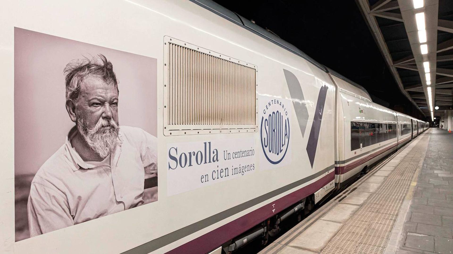 Sorolla, on board the AVE Murcia-Madrid