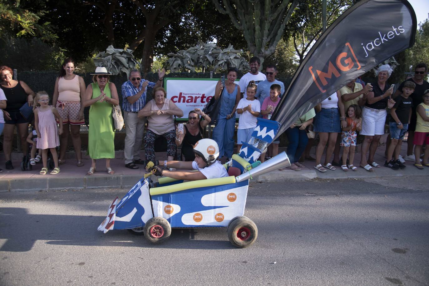 Las imágenes de la carrera de autos locos en Canteras