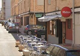 Terraza en la que ocurrieron los hechos, en la Colonia San Esteban de Torrevieja.