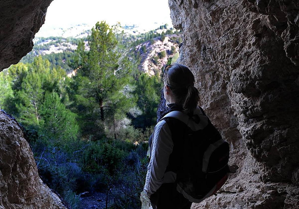 La remota Cueva del Buitre, cerca de la del Alcotán, en Sangonera la Verde.