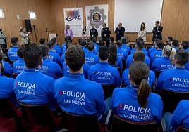 Presentación de nuevos alumnos en la academia de policía de Cartagena, en abril de este año.