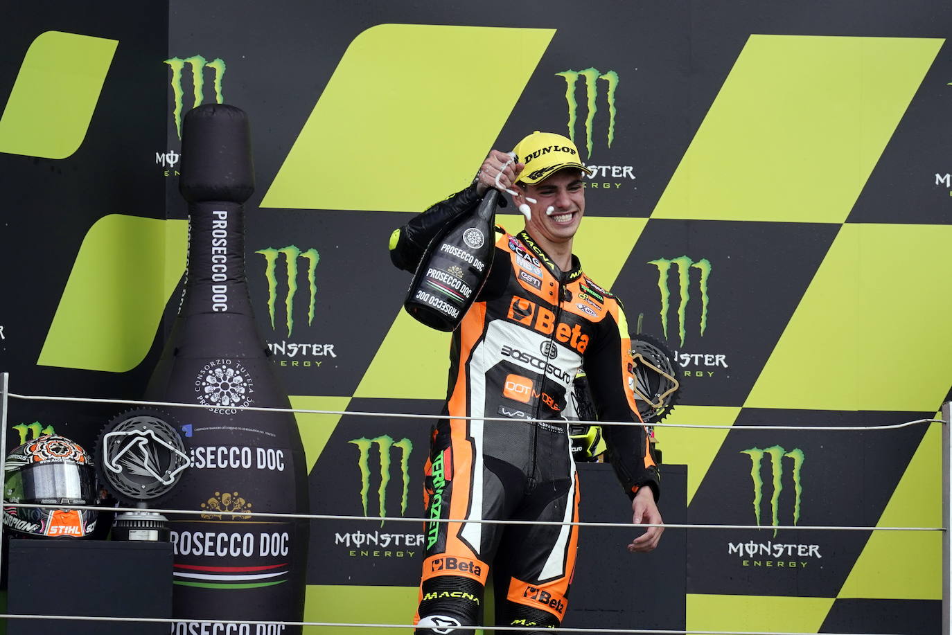 Aldeguer logra su primera victoria en Moto2, en imágenes