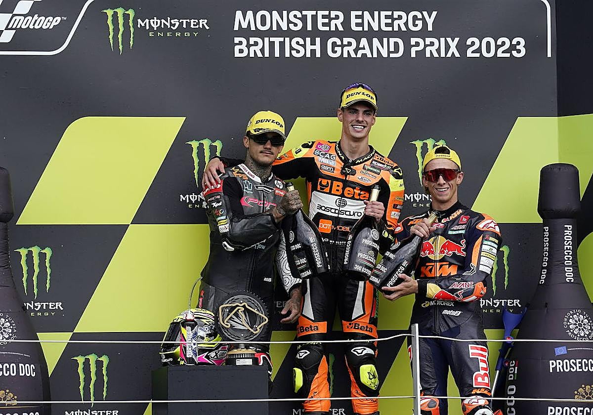 Aldeguer logra su primera victoria en Moto2, en imágenes