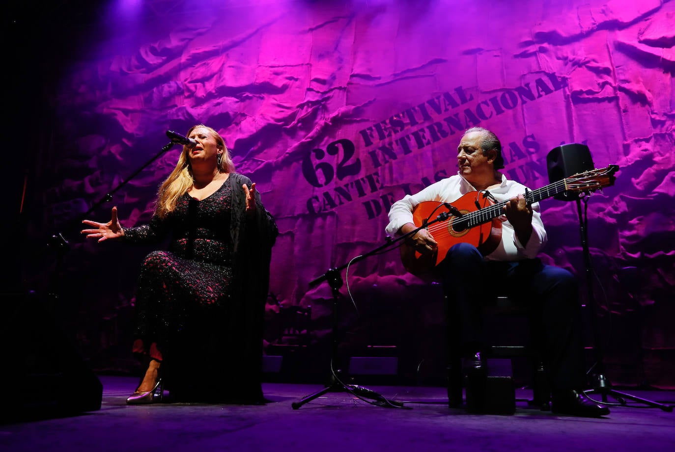 Rocío Luna se alza con la Lámpara Minera, en imágenes