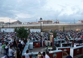 Una de las barras instaladas en La Merced durante la celebración de la Feria de Lorca en 2022.