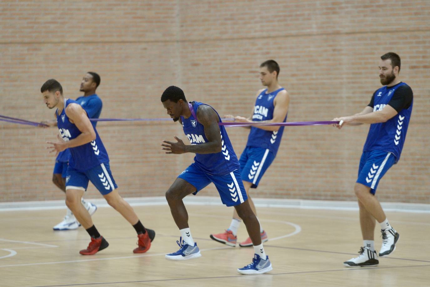 Entrenamiento del UCAM CB