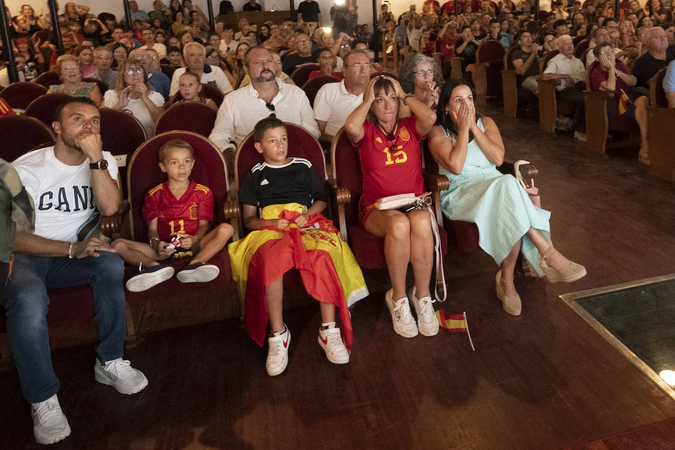 Así se siguió en Yecla la histórica final del mundial femenino