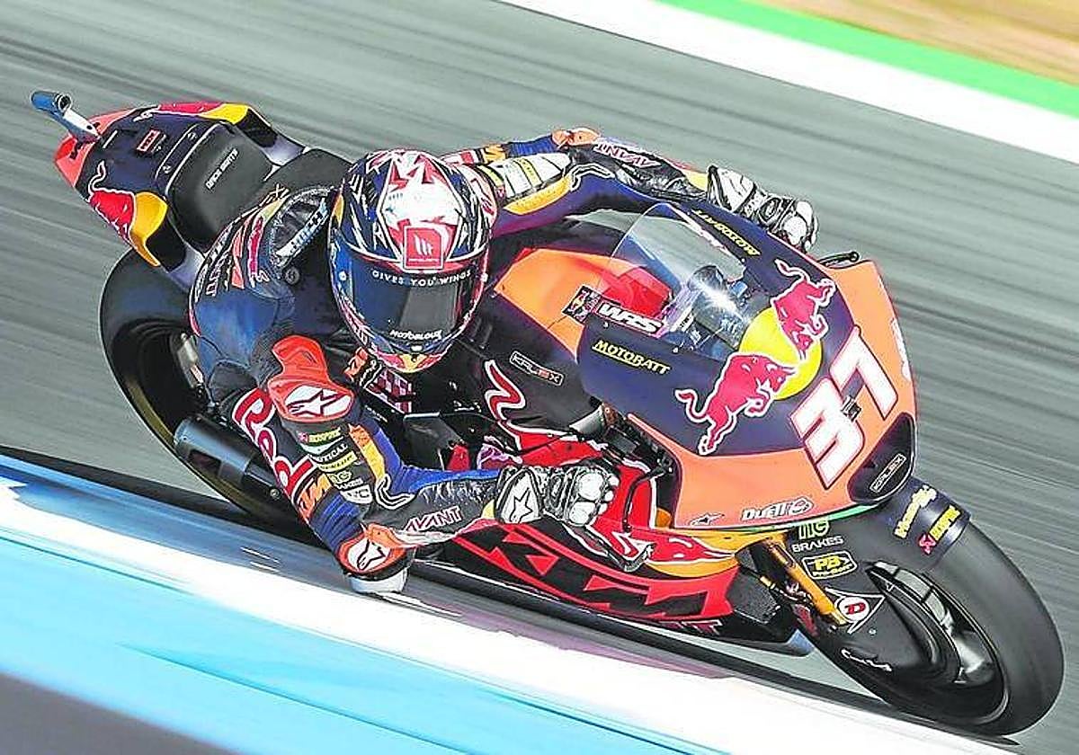 Pedro Acosta, rodandoen los entrenamientos libres del GP de Países Bajos en junio de 2023.