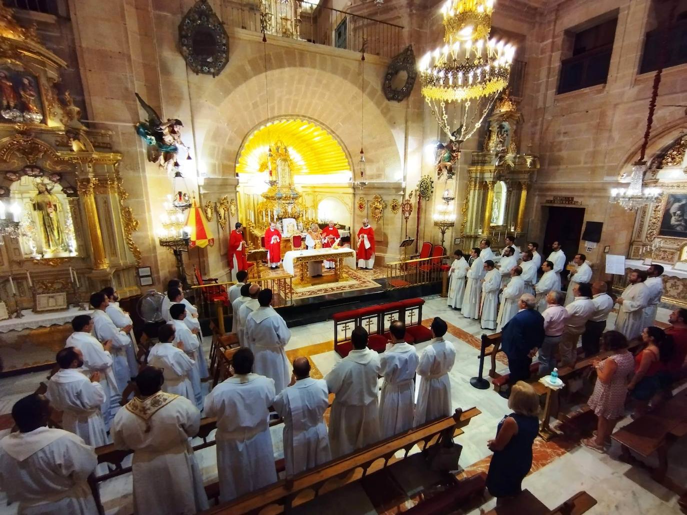 Un momento de la celebración en el interior de la basílica.