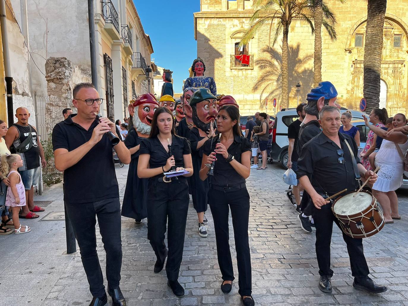 El pasacalles del Tío de la Pita, en imágenes