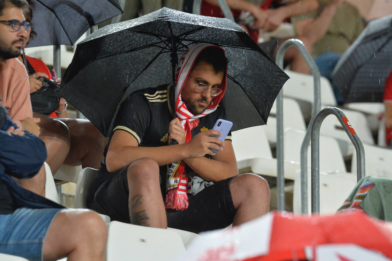 La derrota del Real Murcia frente al Córdoba, en imágenes