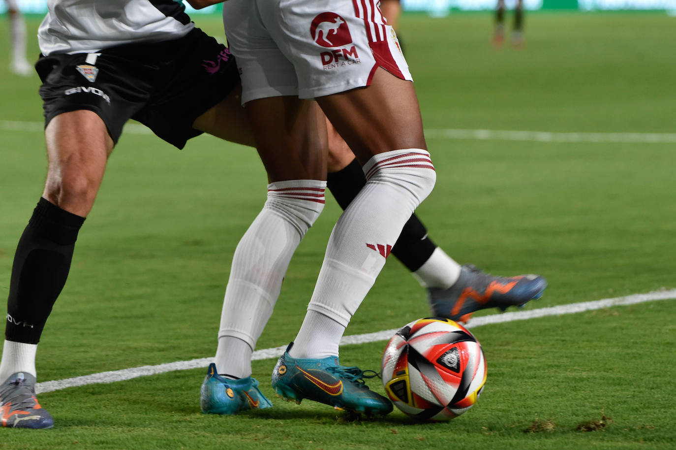 La derrota del Real Murcia frente al Córdoba, en imágenes