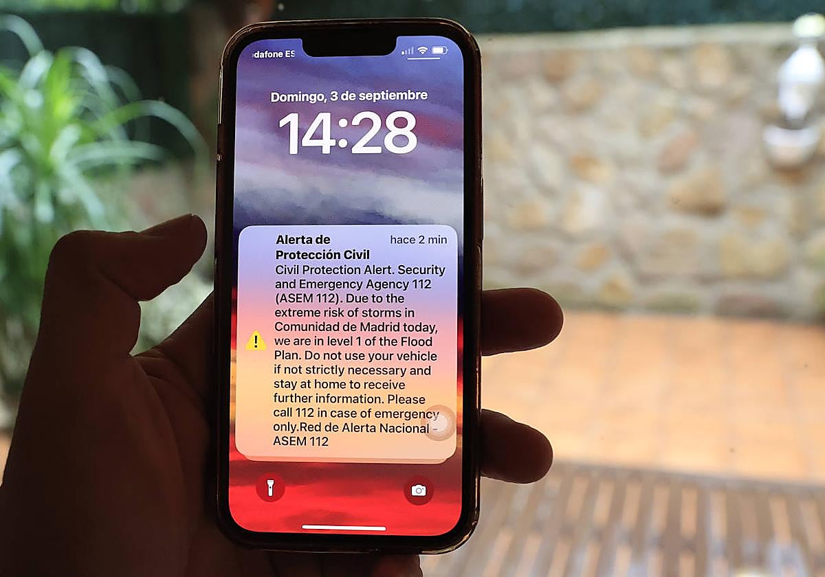 Mensaje de alerta enviado a los ciudadanos de la Comunidad de Madrid, este domingo.