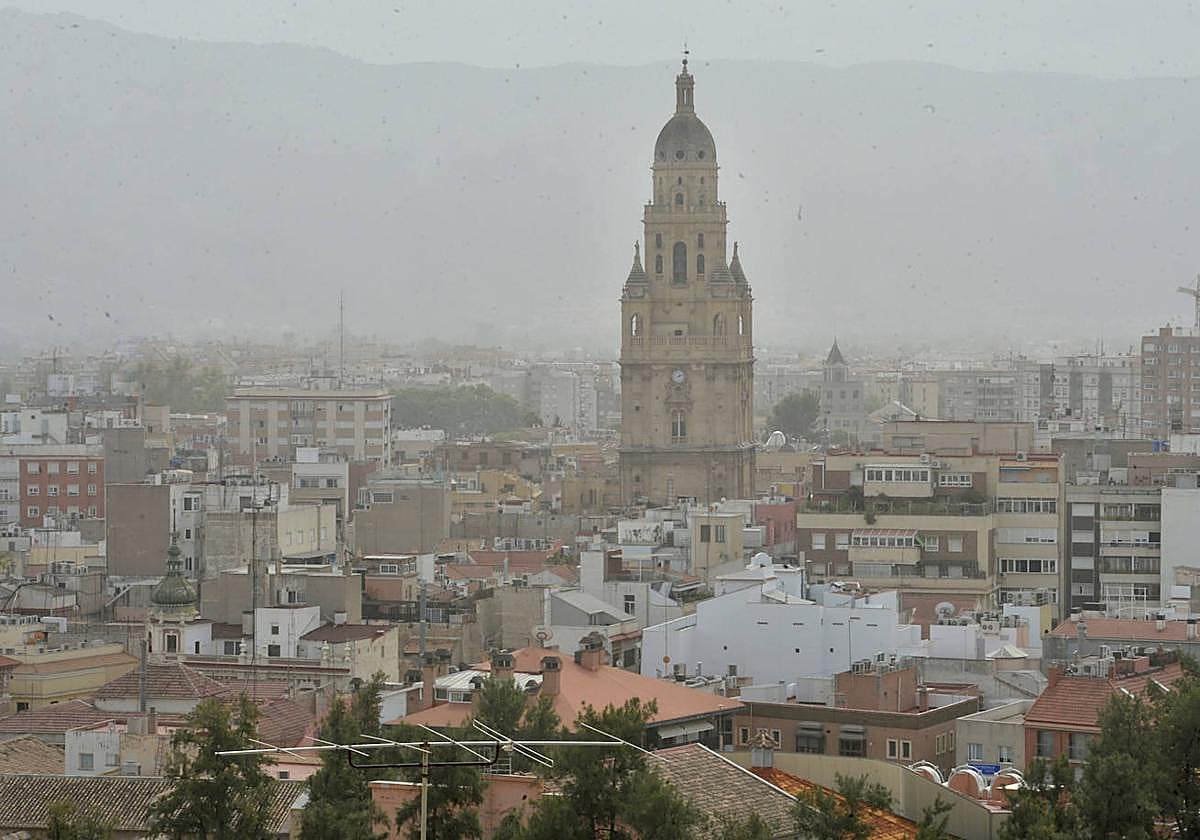 Las imágenes del tercer día de calima en Murcia