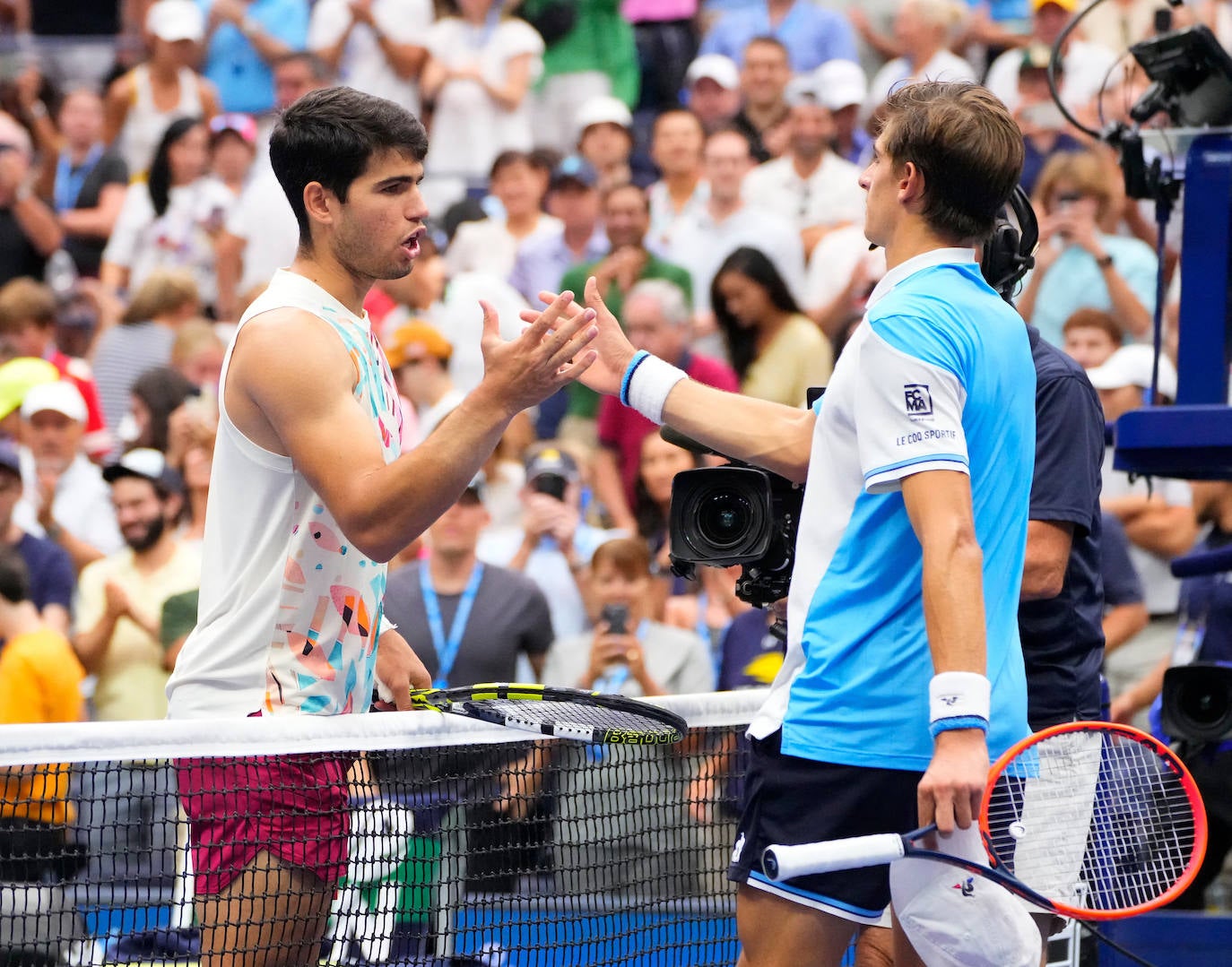 Alcaraz barre a Arnaldi y pasa a cuartos del US Open