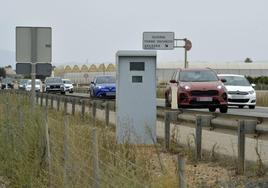 Un radar en la autovía de San Javier, en una imagen de archivo.