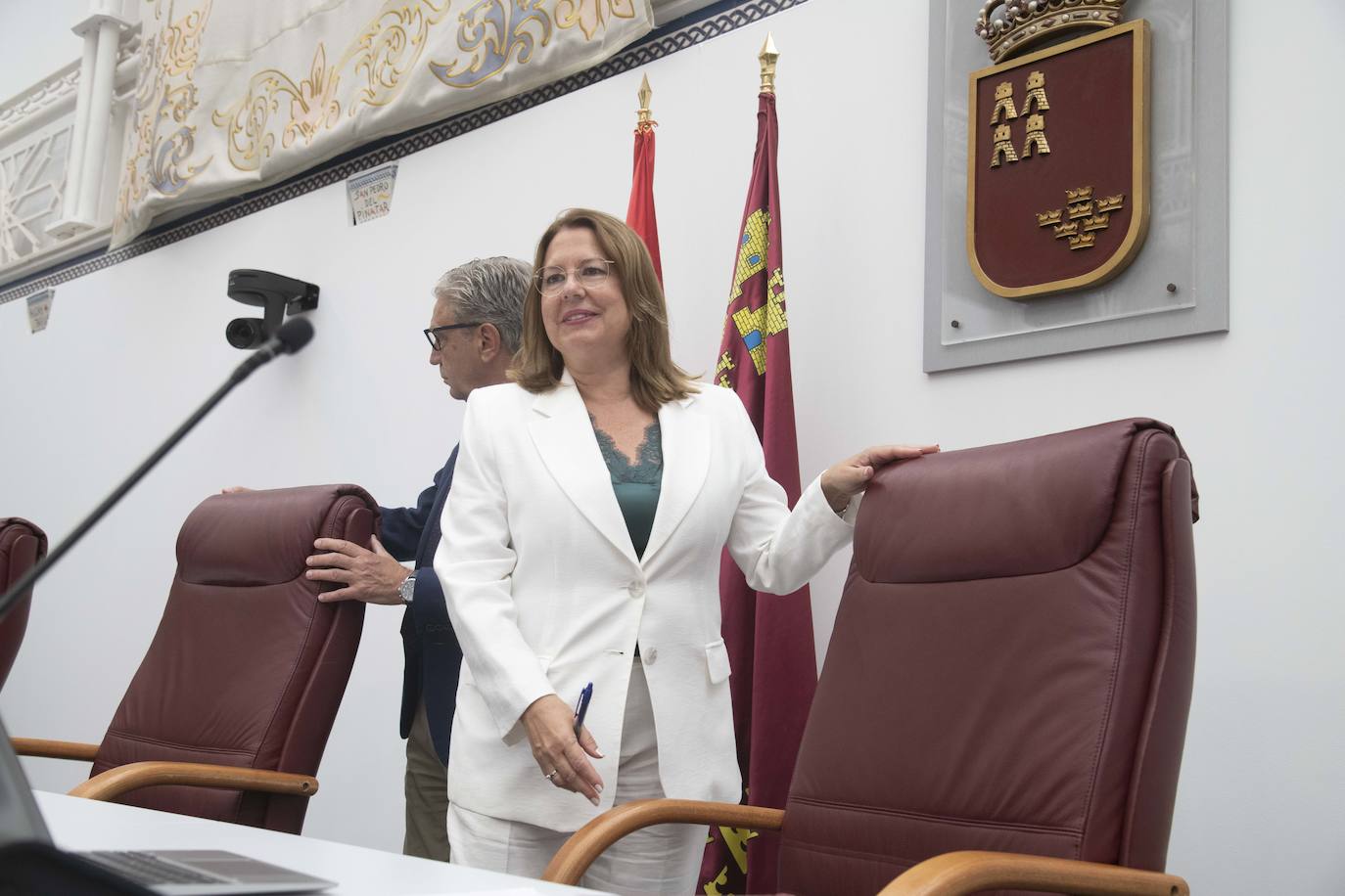 En imágenes: López Miras es elegido presidente del Gobierno regional