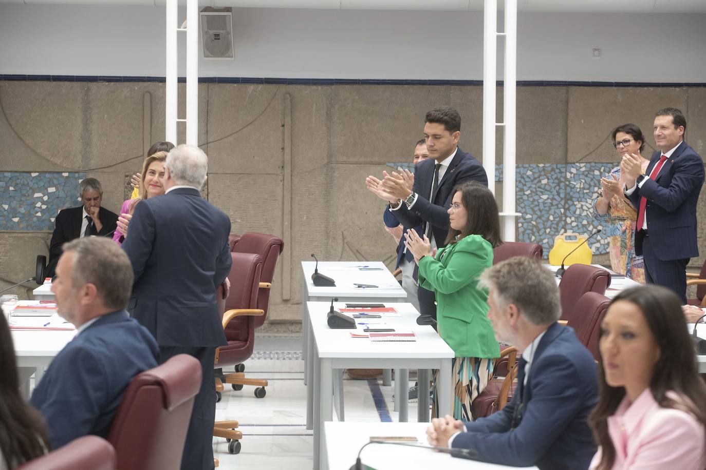 En imágenes: López Miras es elegido presidente del Gobierno regional