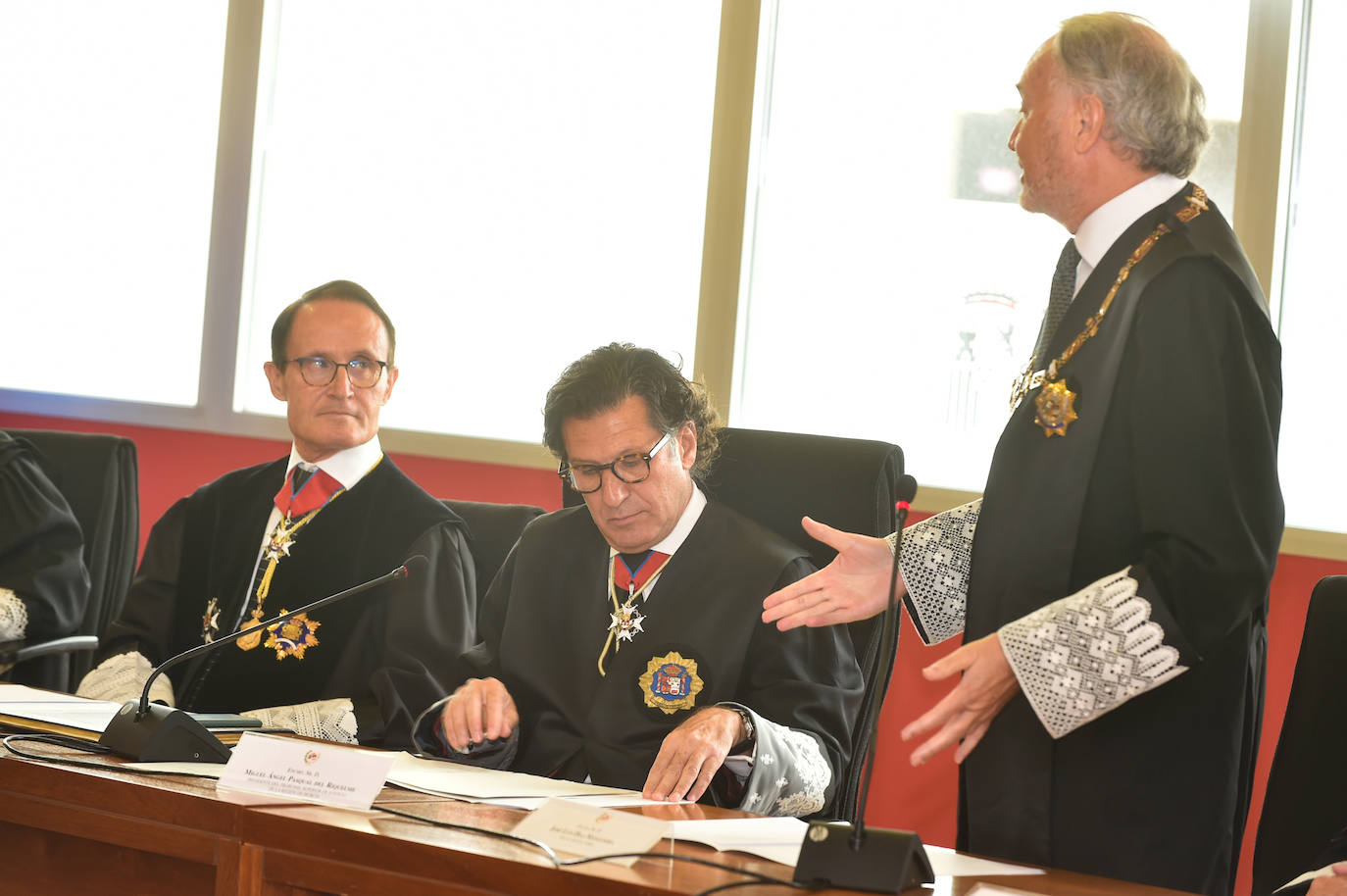 El acto de los procuradores de la Región de Murcia en la Ciudad de la Justicia, en imágenes