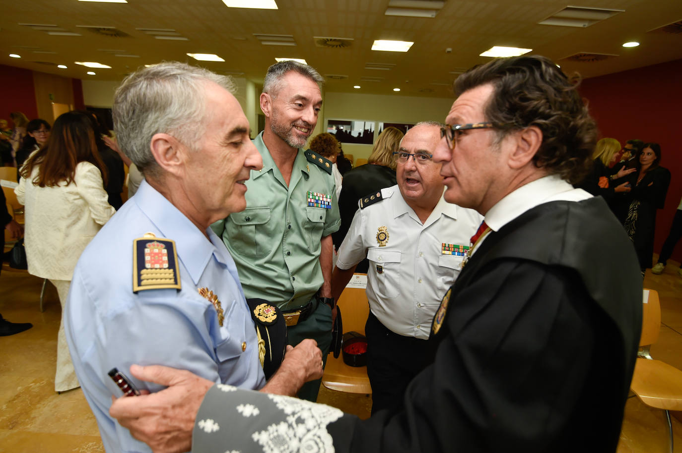 El acto de los procuradores de la Región de Murcia en la Ciudad de la Justicia, en imágenes